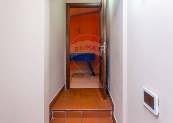 Hall / corridoio - Casa indipendente Via XXXI Maggio
 
19-21, Catania - foto 39