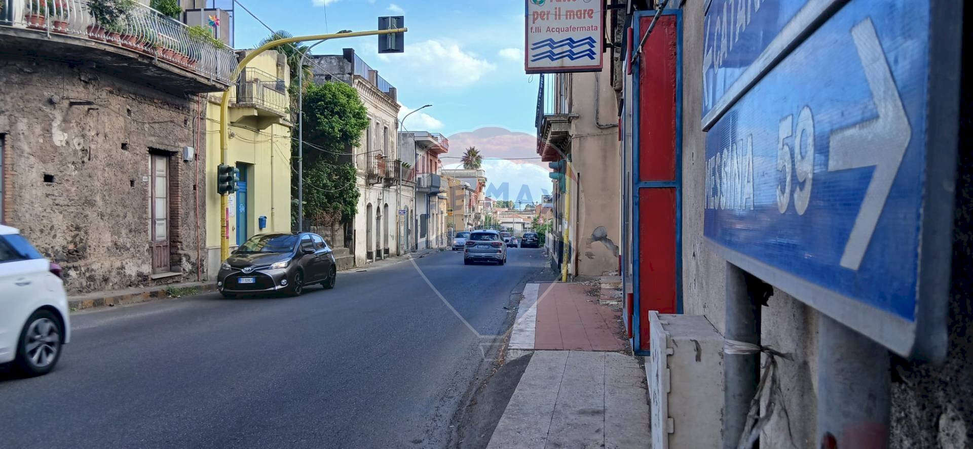 Edificio all\'aperto - Locale Commerciale Via Diana
 
145, Fiumefreddo di Sicilia - foto 3