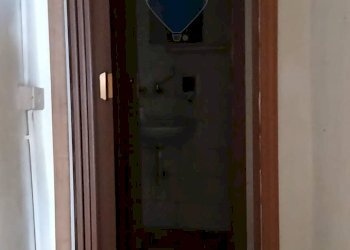 Dettagli - Locale Commerciale Via Diana
 
145, Fiumefreddo di Sicilia - foto 6