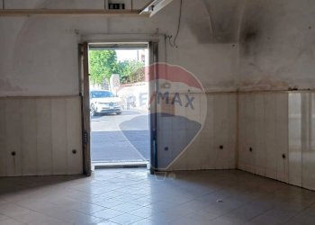 Stanza vuota - Locale Commerciale Via Diana
 
145, Fiumefreddo di Sicilia - foto 9