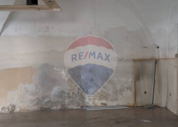 Stanza vuota - Locale Commerciale Via Diana
 
145, Fiumefreddo di Sicilia - foto 12