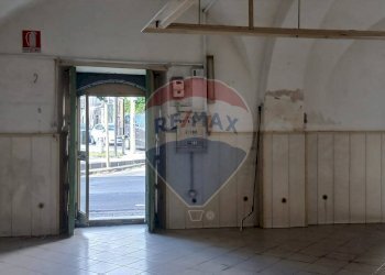 Stanza vuota - Locale Commerciale Via Diana
 
145, Fiumefreddo di Sicilia - foto 13