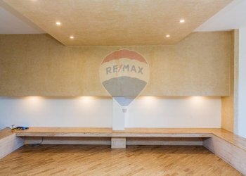 Stanza vuota - Villa a Schiera via G. D'annunzio
 
13, San Giovanni la Punta - foto 40