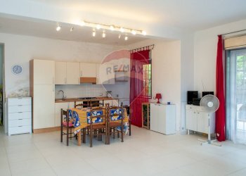 Sala da pranzo - Villa Villaggio Agnone Fortezza
 
SNC, Augusta - foto 5