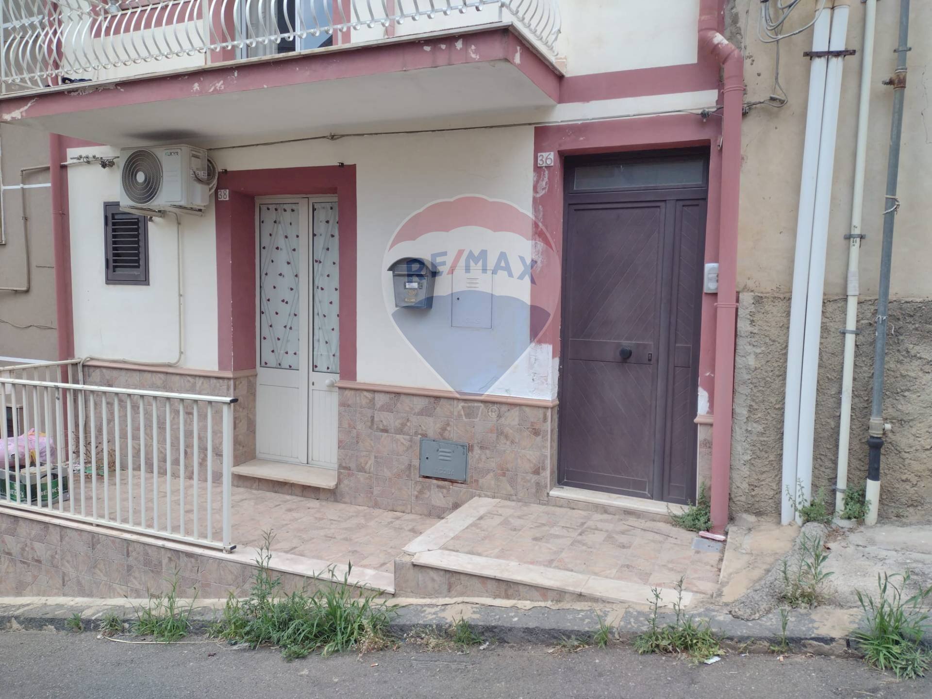 Casa all\'aperto - Casa indipendente Via Oberdan
 
36, Mirabella Imbaccari - foto 1