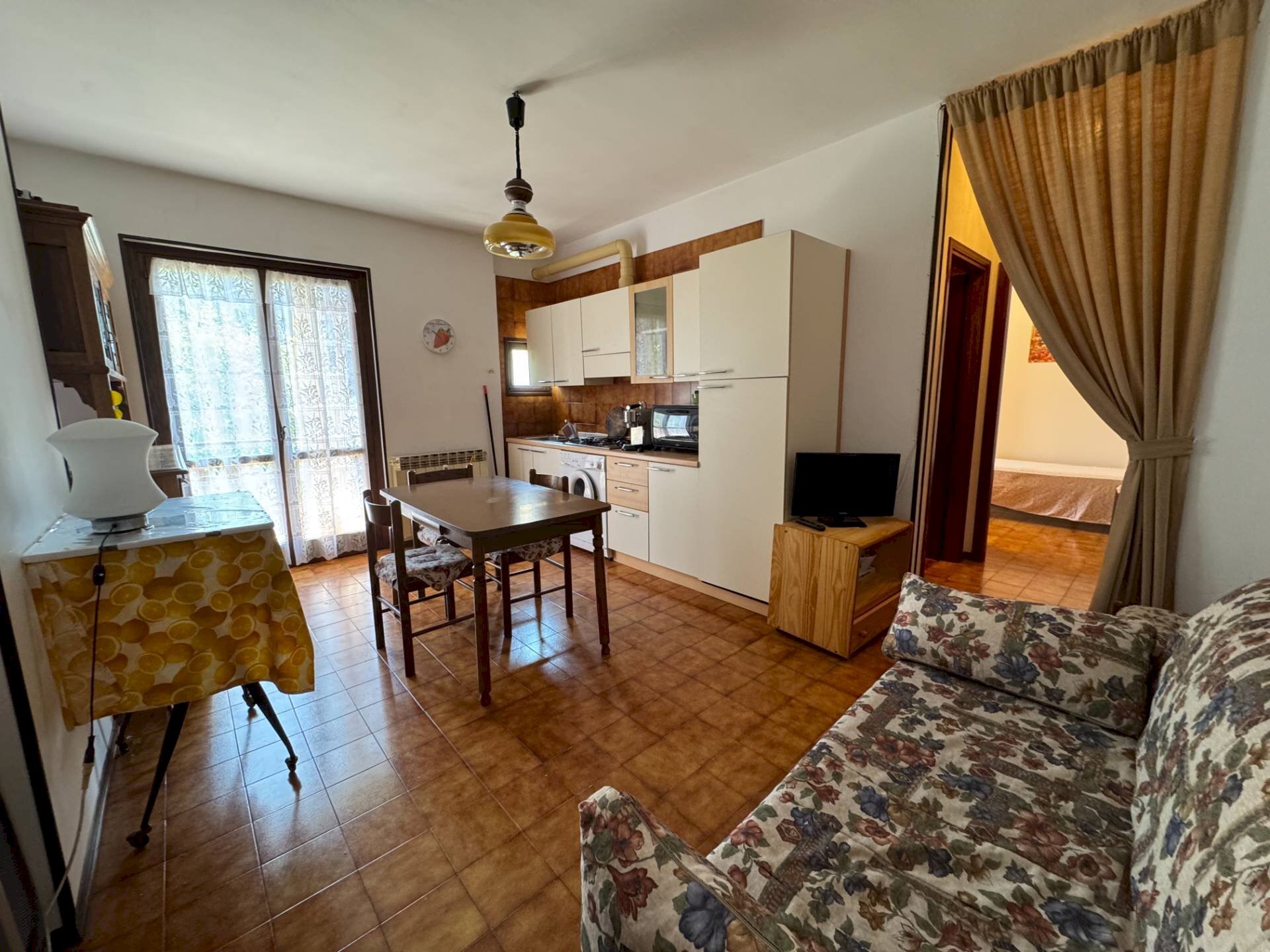 soggiorno - Bilocale Via Giangirone
 
16, Roburent - foto 3