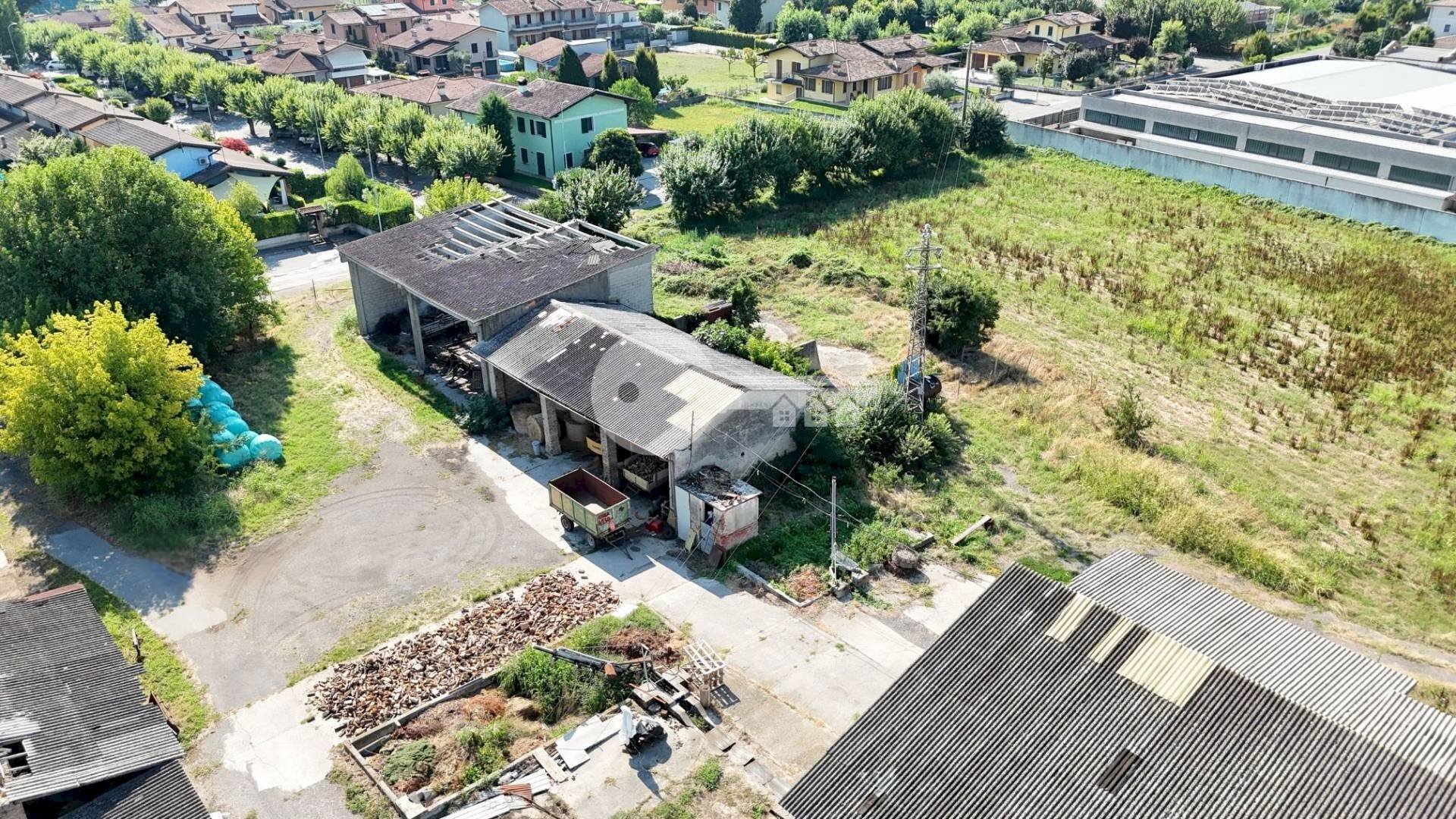 Foto 3 - Terreno edificabile VIA STAZIONE
 
1, Visano - foto 3