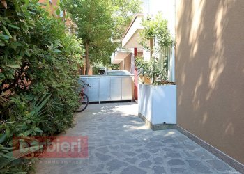 Foto 4 - Trilocale Lungomare Grazia Deledda
 
38, Cervia - foto 4