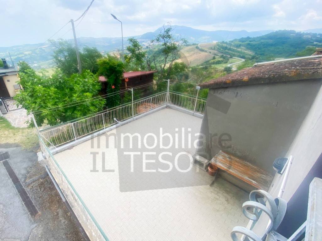 Cortile interno - Independent house via Monte di Pietracuta, 3, San Leo - photo 3