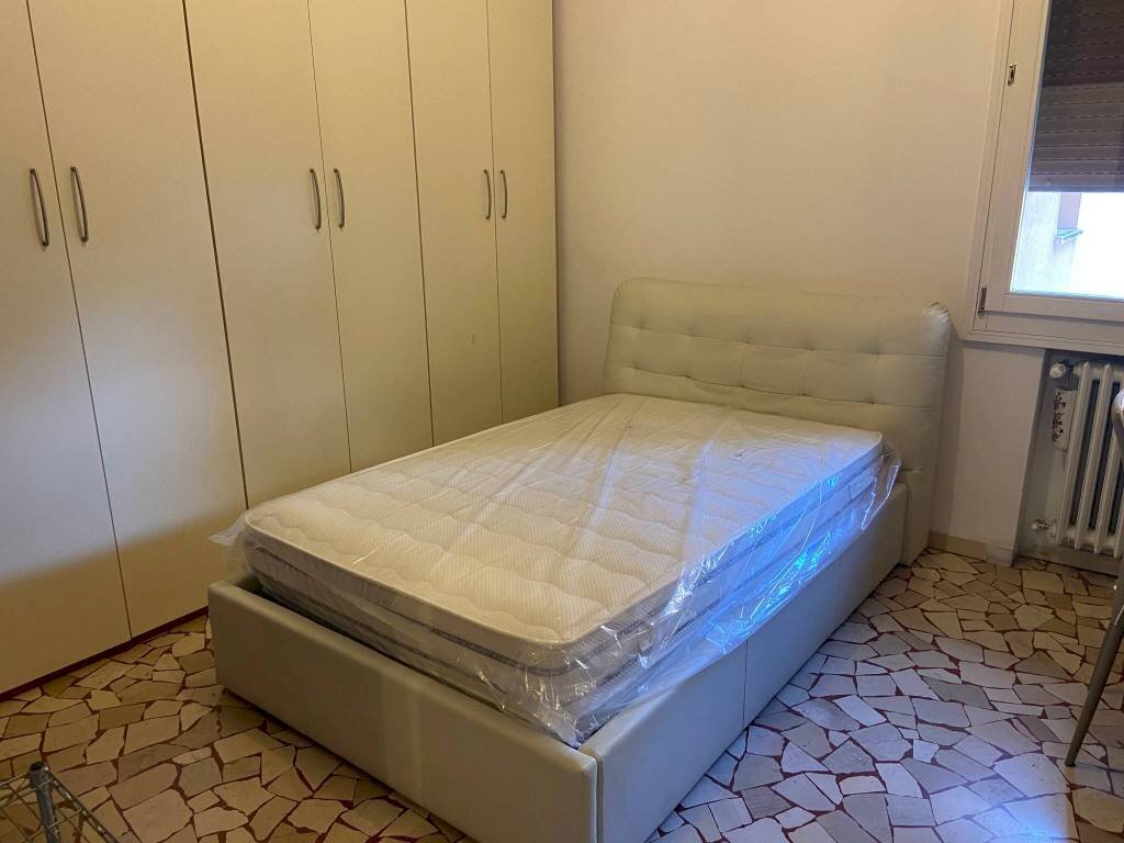 Camera da letto - Terreno non edificabile via Gaspare Nadi, Bologna (zona Mazzini) - foto 1