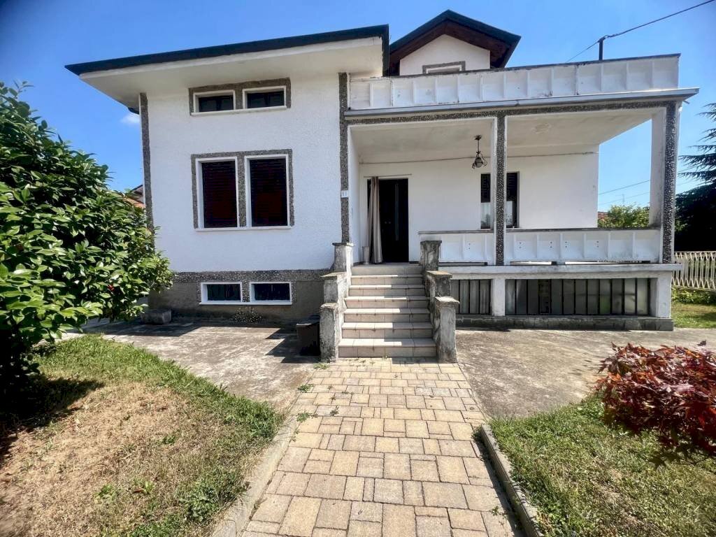 Facciata - Villa via Sandigliano, Candelo - photo 1