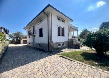 Facciata - Villa via Sandigliano, Candelo - foto 11