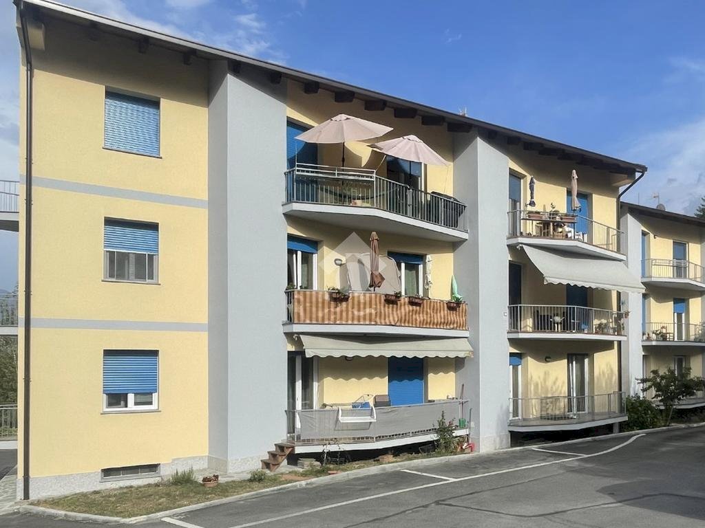 Four-room apartment Via gravere, Susa - photo 1