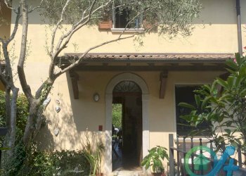 Foto 4 - Villa a Schiera via Monte Grappa
 
16, Polpenazze del Garda - foto 4