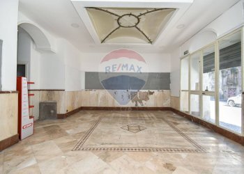Ricezione / Lobby - Locale Commerciale Via Vittorio Emanuele II
226/228/230, Catania - foto 9