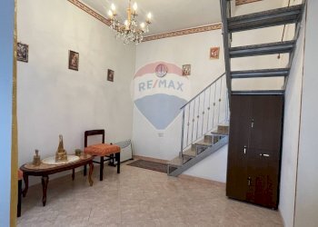 Scale - Casa indipendente via Diaz
 
88, Francavilla di Sicilia - foto 3