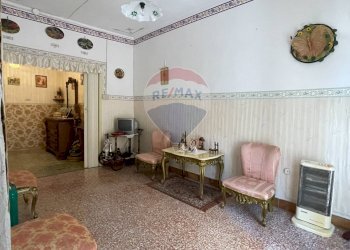 Soggiorno - Casa indipendente via Diaz
 
88, Francavilla di Sicilia - foto 24