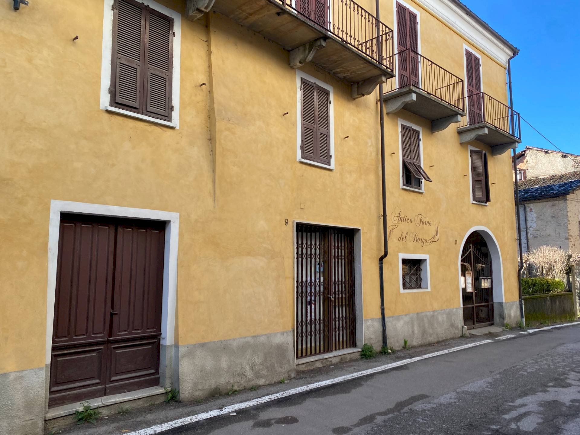 lato strada comunale - Stabile - Palazzo Via Borio
3, Niella Tanaro - foto 2