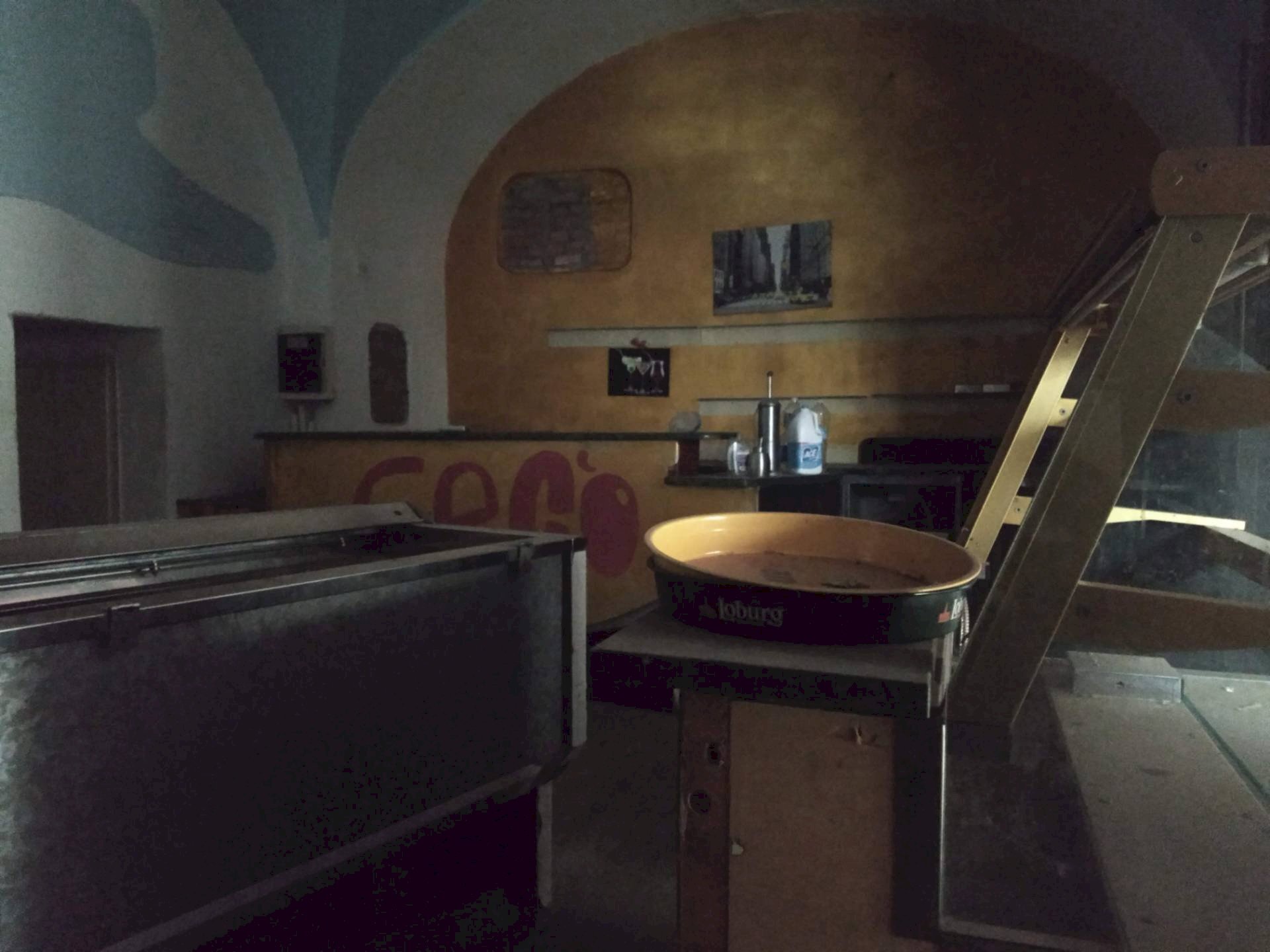 Foto 2 - Attività Commerciale Piazza Sant'omobono
 
12, Pisa - foto 2