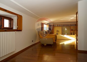 Soggiorno - Attico Piazza Umberto I
 
12, Enna - foto 2