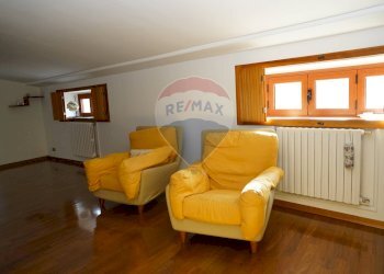 Soggiorno - Attico Piazza Umberto I
 
12, Enna - foto 3