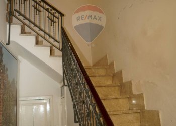 Scale - Attico Piazza Umberto I
 
12, Enna - foto 24