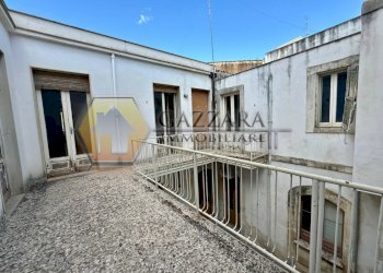 Foto 21 - Casa indipendente via Vittorio Emanuele
 
221 - 223 - 225, Canicattini Bagni - foto 21