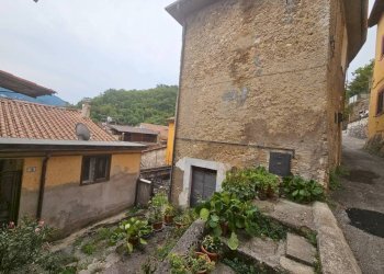 Facciata - Casa indipendente via della Chiesa, Rieti - foto 3