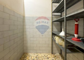 Dispensa di stoccaggio - Laboratorio via Turchia
 
48, Acireale - foto 15