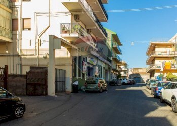 Edificio all\'aperto - Laboratorio via Turchia
 
48, Acireale - foto 30