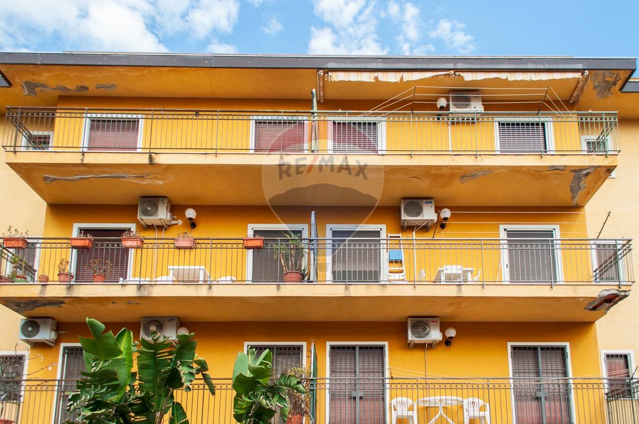 Edificio all\'aperto - Attico enrico toti
 
8, Motta Sant'Anastasia - foto 2