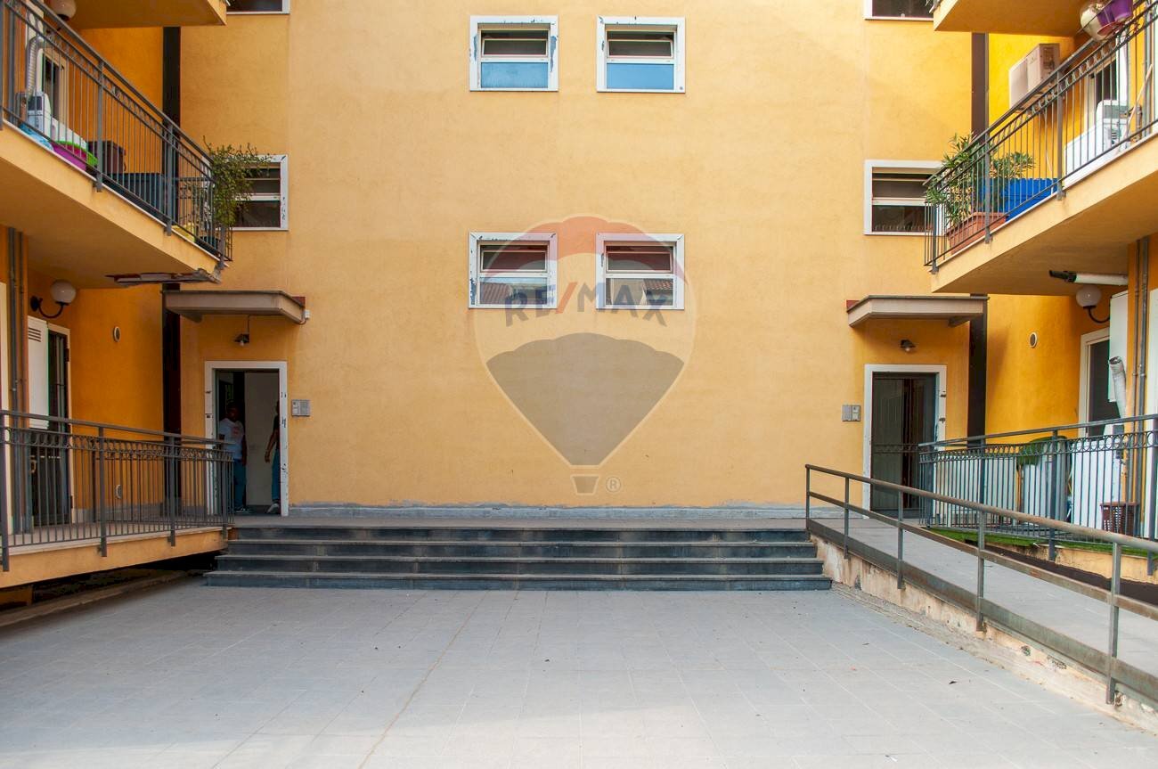 Edificio all\'aperto - Attico enrico toti
 
8, Motta Sant'Anastasia - foto 3