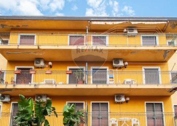 Edificio all\'aperto - Attico enrico toti
 
8, Motta Sant'Anastasia - foto 2