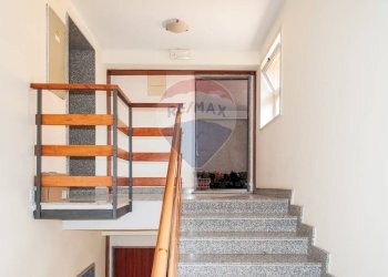 Scale - Attico enrico toti
 
8, Motta Sant'Anastasia - foto 5