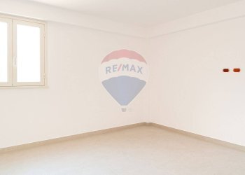 Stanza vuota - Attico enrico toti
 
8, Motta Sant'Anastasia - foto 8