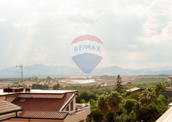 Edificio all\'aperto - Attico enrico toti
 
8, Motta Sant'Anastasia - foto 15