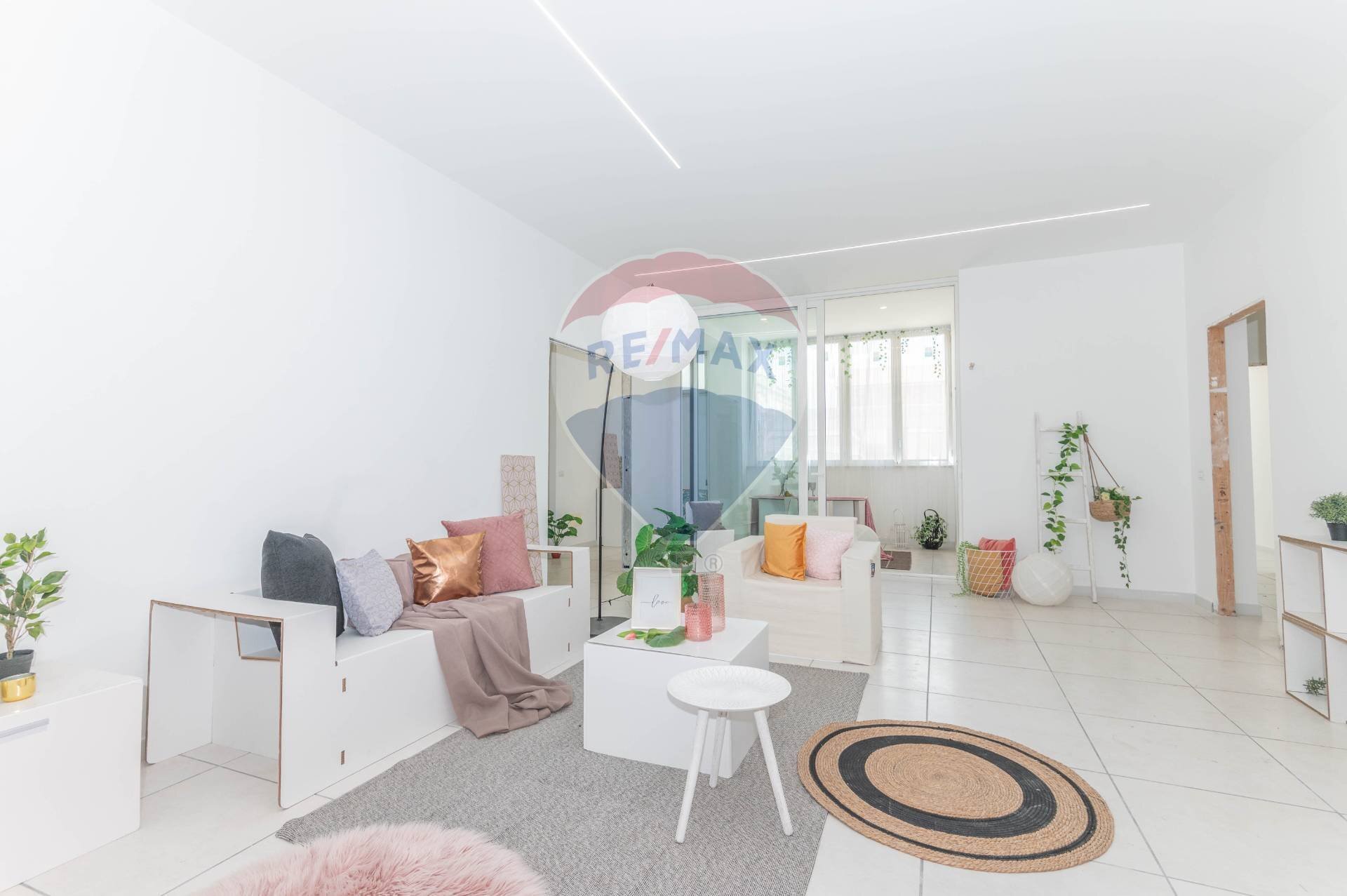 Soggiorno - Three-room apartment Viale Principe Umberto
 
87, Caltagirone - photo 3