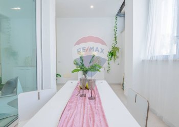 Sala da pranzo - Trilocale Viale Principe Umberto
 
87, Caltagirone - foto 8