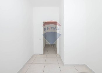 Hall / corridoio - Trilocale Viale Principe Umberto
 
87, Caltagirone - foto 19