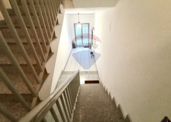 Scale - Trilocale Via Fiume
 
100, Belpasso - foto 19