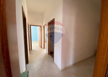 Hall / corridoio - Appartamento via Mameli angolo via francesco Crispi
 
7, Belpasso - foto 12