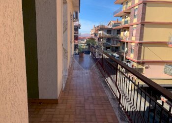 Balcone - Appartamento Via Francesco Crispi, Belpasso - foto 1