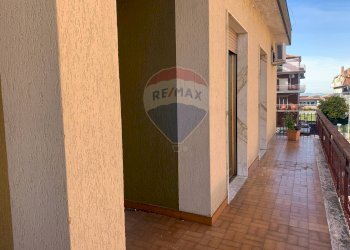 Balcone - Appartamento Via Francesco Crispi, Belpasso - foto 8