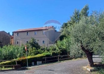 Edificio all\'aperto - Rustico Santa Luce - foto 2