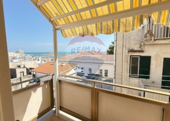 Balcone - Appartamento Via Alfonso Perrone
 
9, Vieste - foto 13