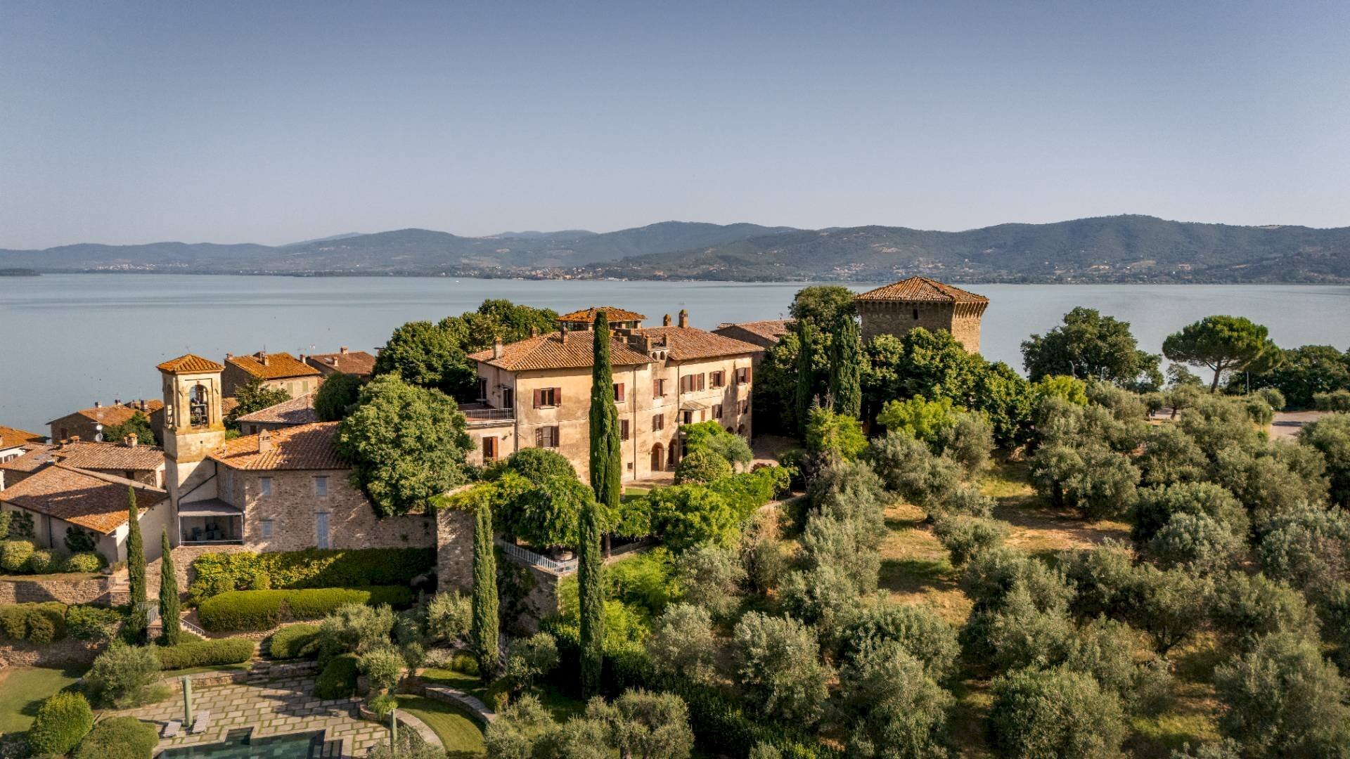 Foto 1 - Villa via dell'Università
 
0, Magione - foto 1