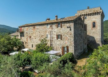 Foto 2 - Castello Località Borgo di Torreluca, Todi - foto 2