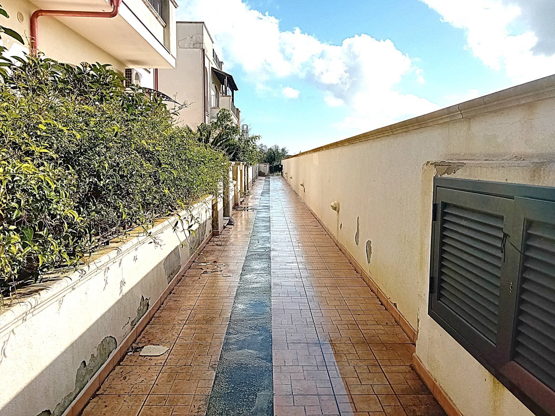 Foto 2 - Trilocale via Madre Teresa di Calcutta
 
12, Diso - foto 2