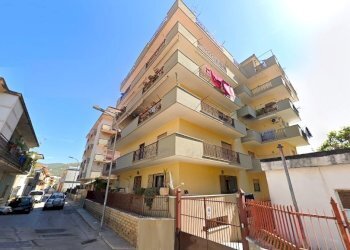 Appartamento Mondragone - foto 1