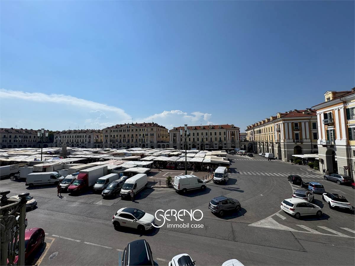 Office Piazza Galimberti 5, Cuneo (neighborhood Centro Storico) - photo 1